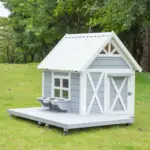 Mini Hamptons Lockable Wooden Dog House With Deck
